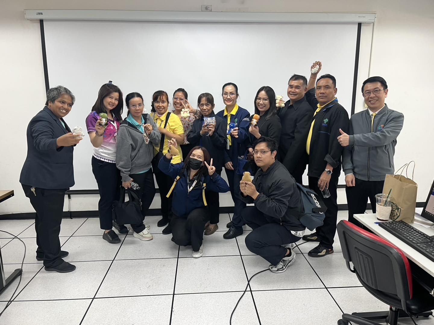 กิจกรรมย่อยที่ 2 “Google Tools” รุ่นที่ 2 โครงการพัฒนาทักษะดิจิทัลให้กับบุคลากรและสื่อสารการแปลงแผนสู่การปฏิบัติ เพื่อซักซ้อมความเข้าใจโปรแกรมประยุกต์นปัจจุบัน ครั้งที่ 2 วันที่ 22 มกราคม 2568