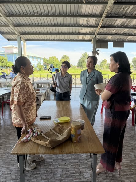 กิจกรรมประกอบอาหารโบราณ โครงการย้อนรอยชุมชนกับยุวชนอาสา